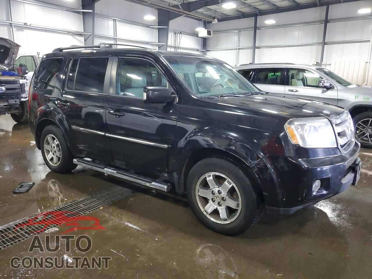 HONDA PILOT 2011 - 5FNYF4H98BB080910