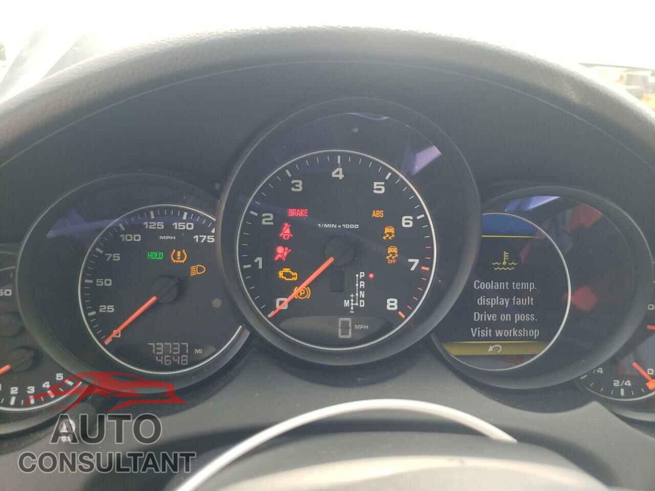 PORSCHE CAYENNE 2016 - WP1AA2A29GKA11184