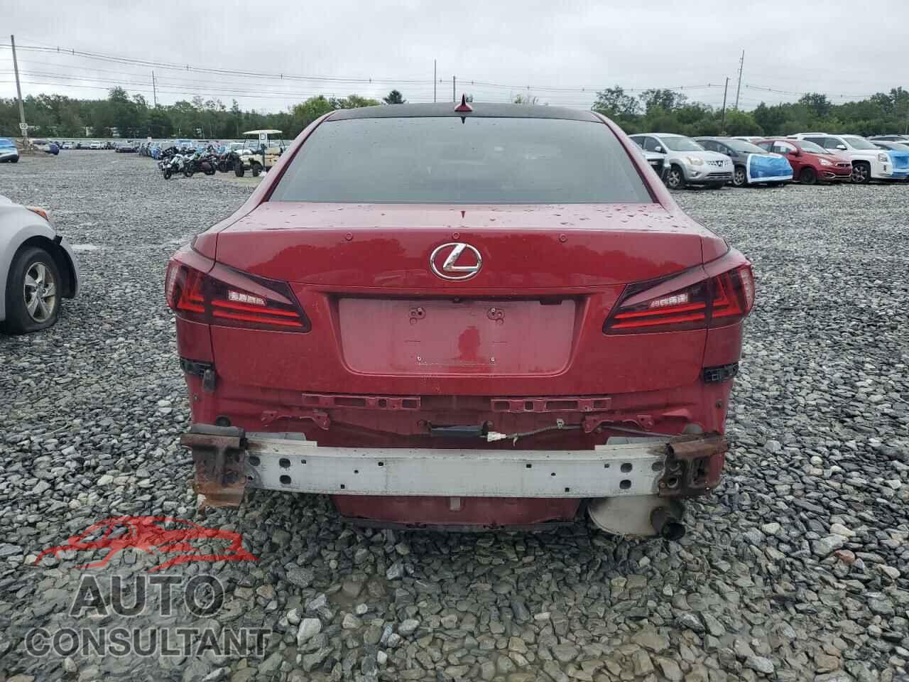 LEXUS IS 2011 - JTHCF5C21B5045409