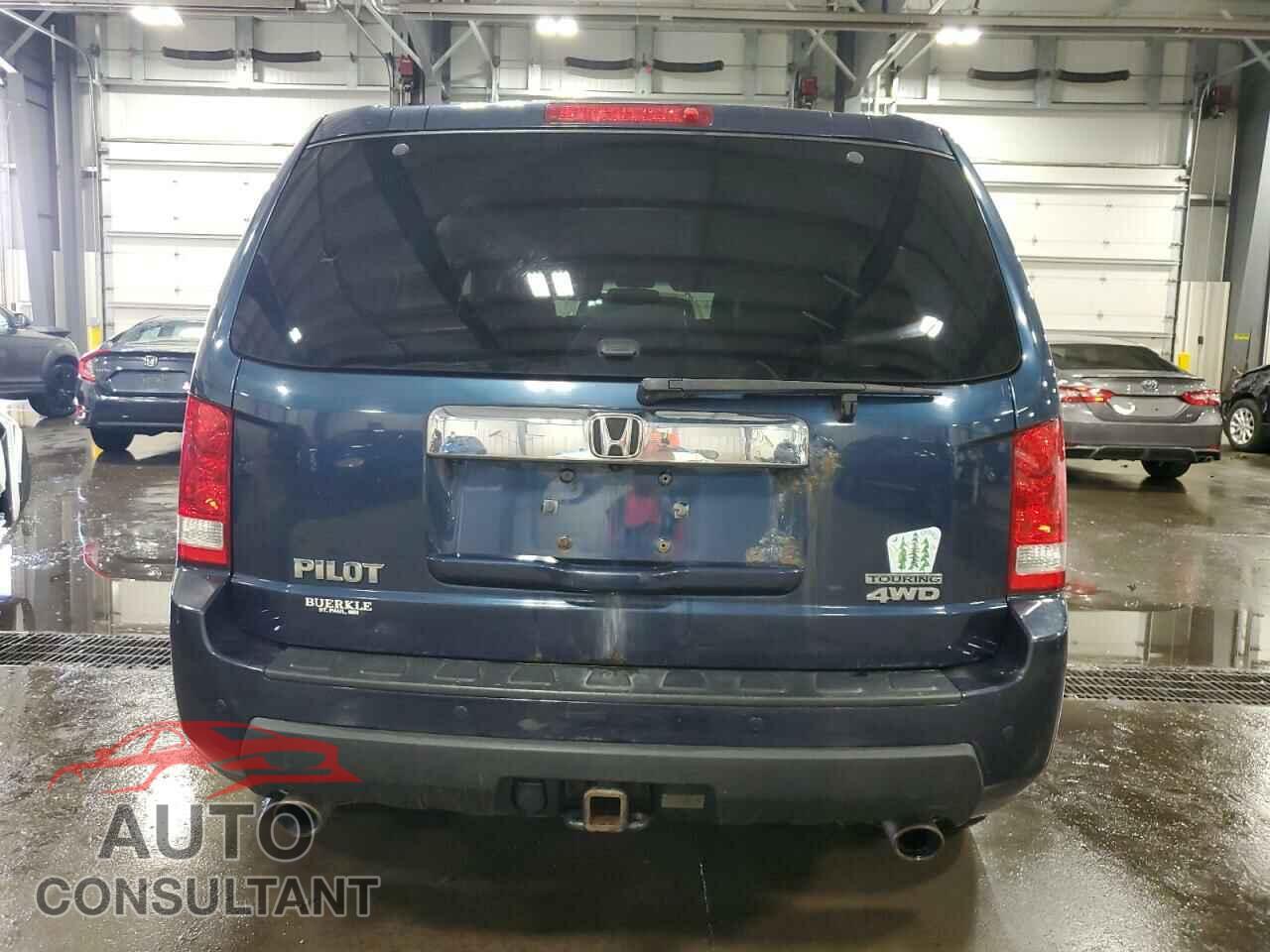 HONDA PILOT 2010 - 5FNYF4H87AB003225