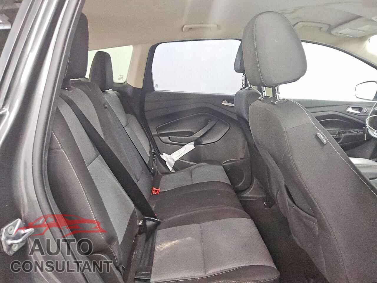 FORD ESCAPE 2017 - 1FMCU0GD9HUB49887