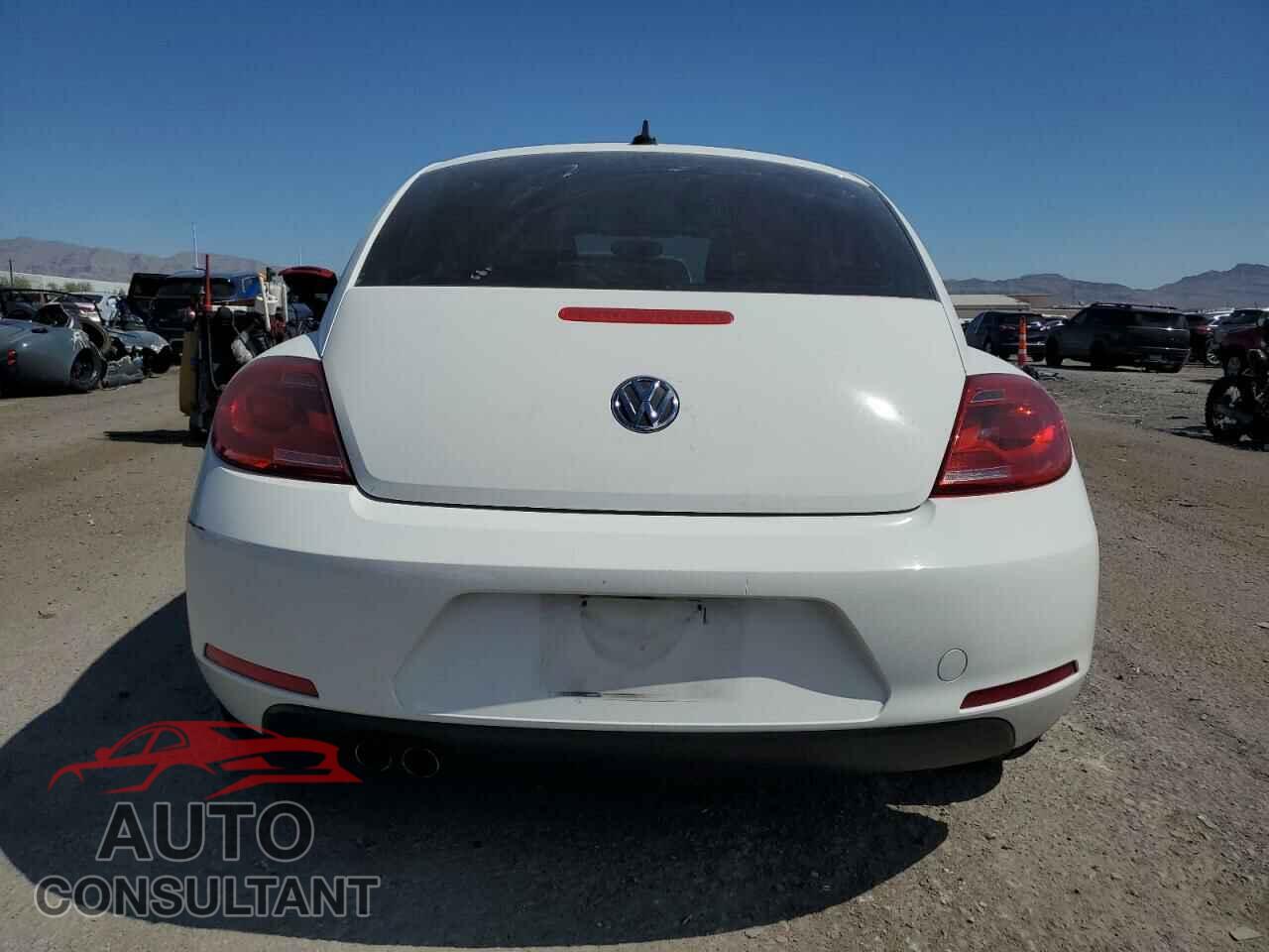 VOLKSWAGEN BEETLE 2012 - 3VWJP7AT7CM632719
