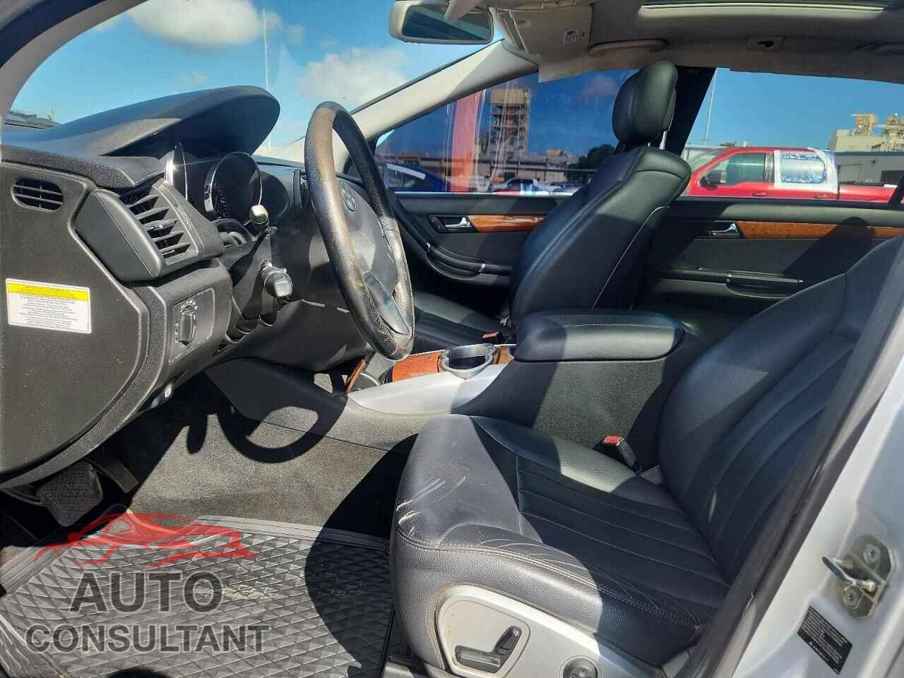 MERCEDES-BENZ R-CLASS 2009 - 4JGCB65E79A094153