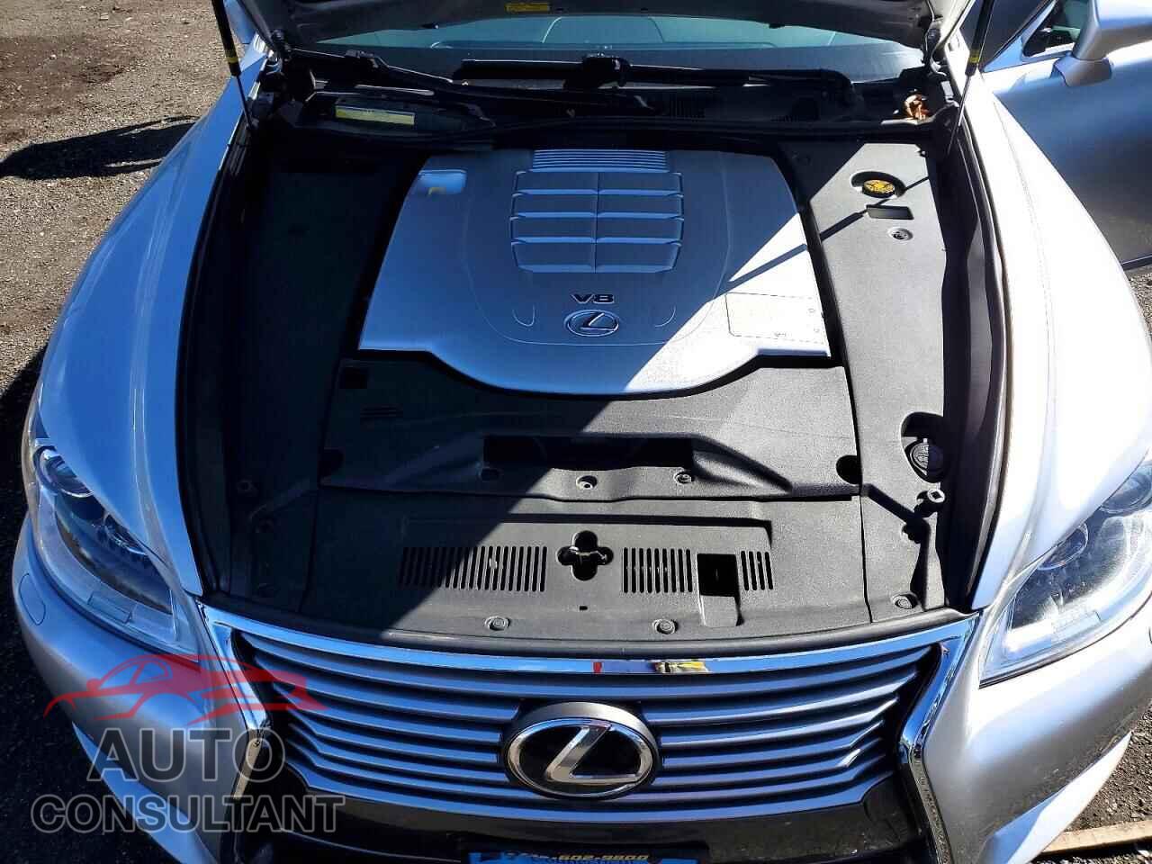 LEXUS LS460 2017 - JTHCL5EF8H5028446