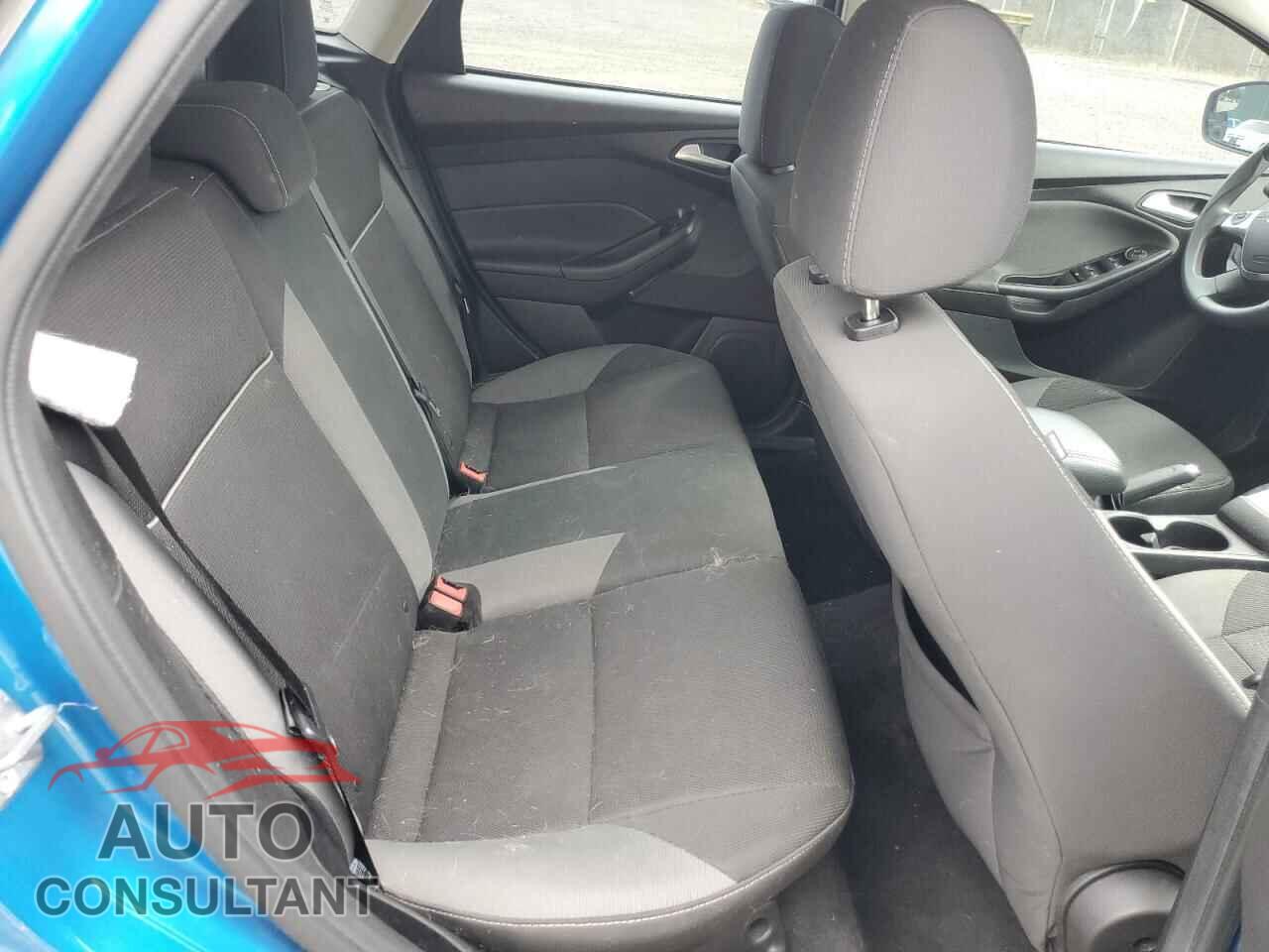 FORD FOCUS 2014 - 1FADP3K25EL248317
