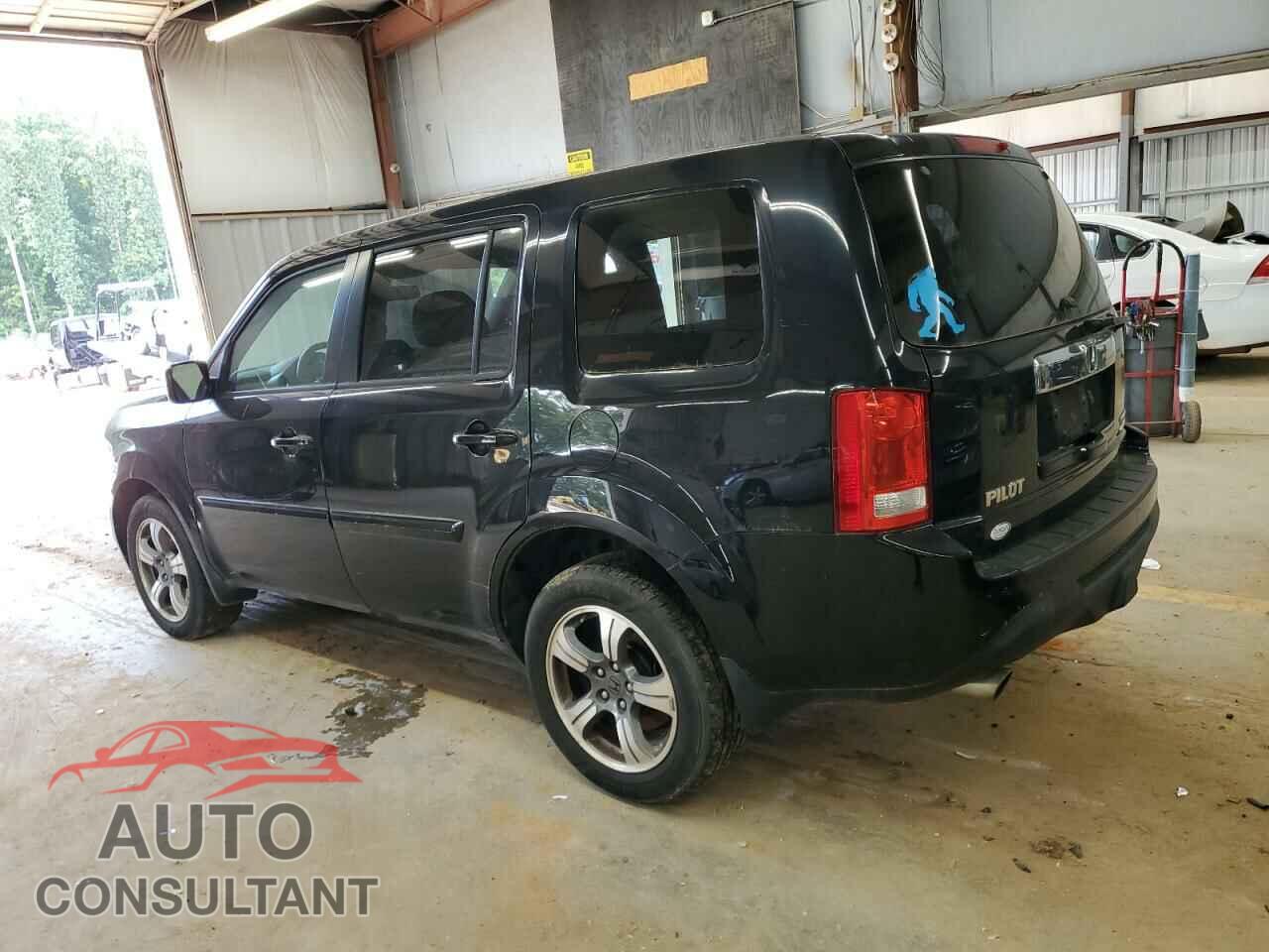 HONDA PILOT 2015 - 5FNYF4H39FB043446