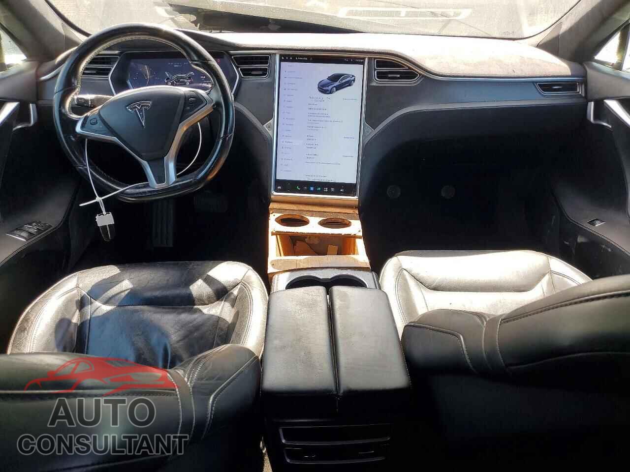 TESLA MODEL S 2015 - 5YJSA1E22FF116364