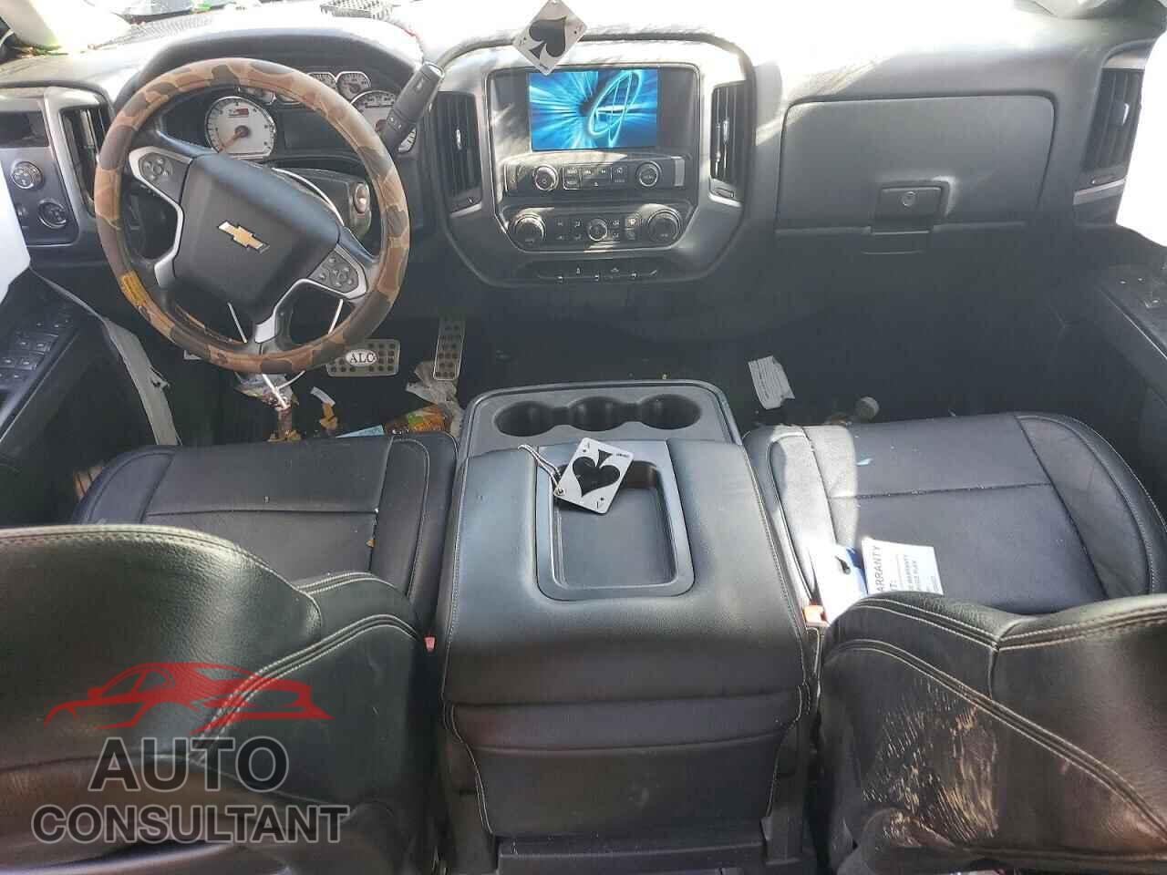 CHEVROLET SILVERADO 2015 - 3GCUKREC3FG172482