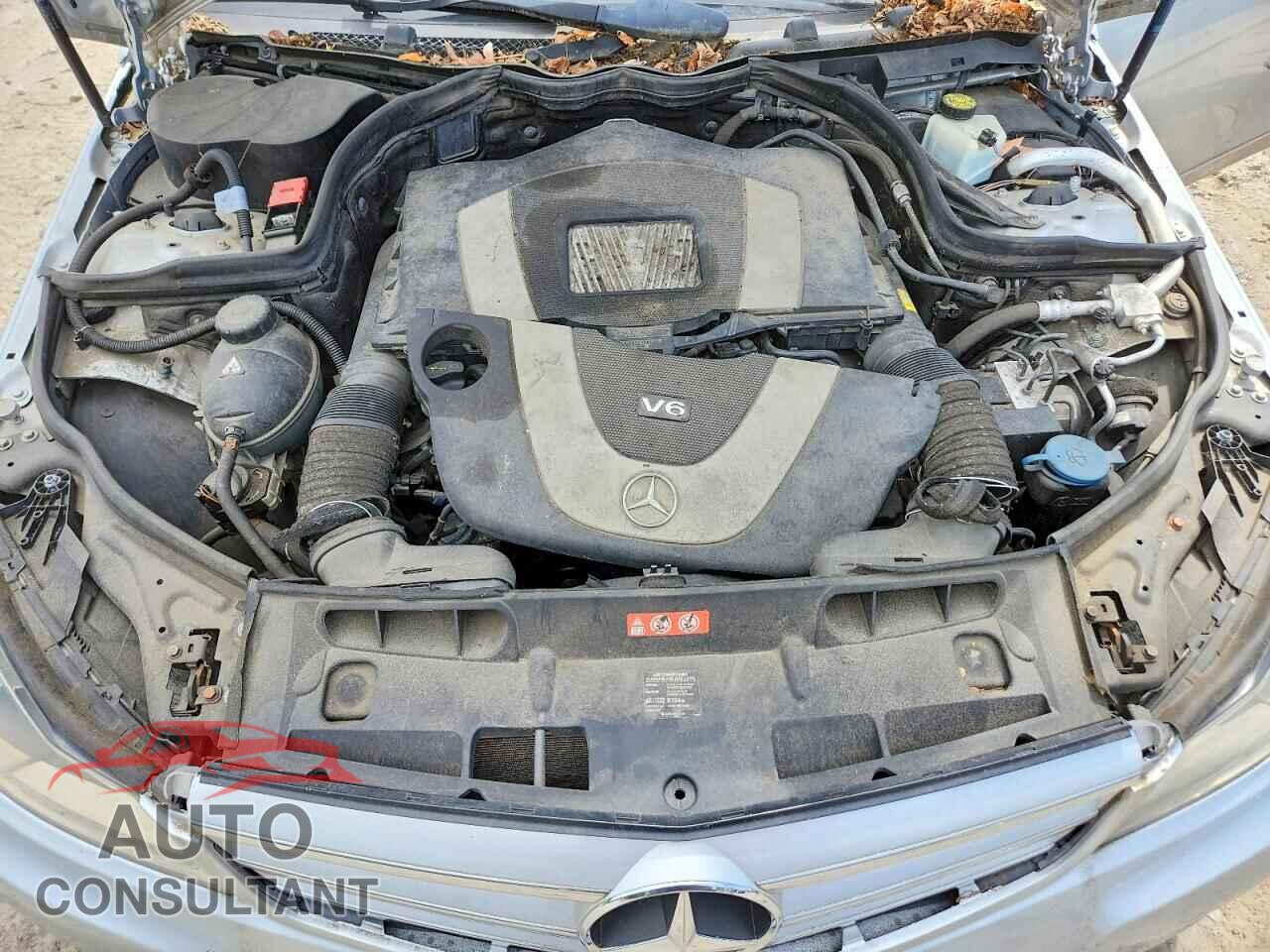 MERCEDES-BENZ C-CLASS 2012 - WDDGF8BB3CA712145