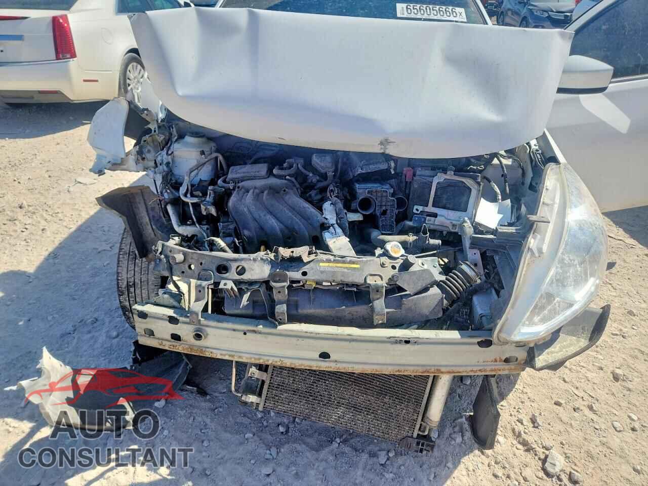 NISSAN VERSA 2019 - 3N1CN7AP1KL816632