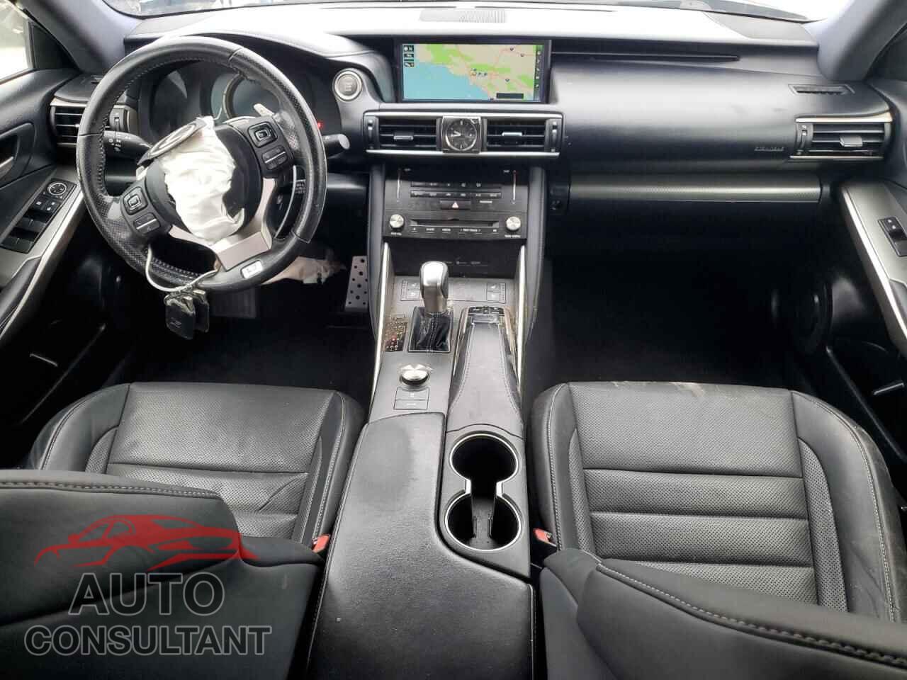 LEXUS IS 2017 - JTHBA1D22H5055960