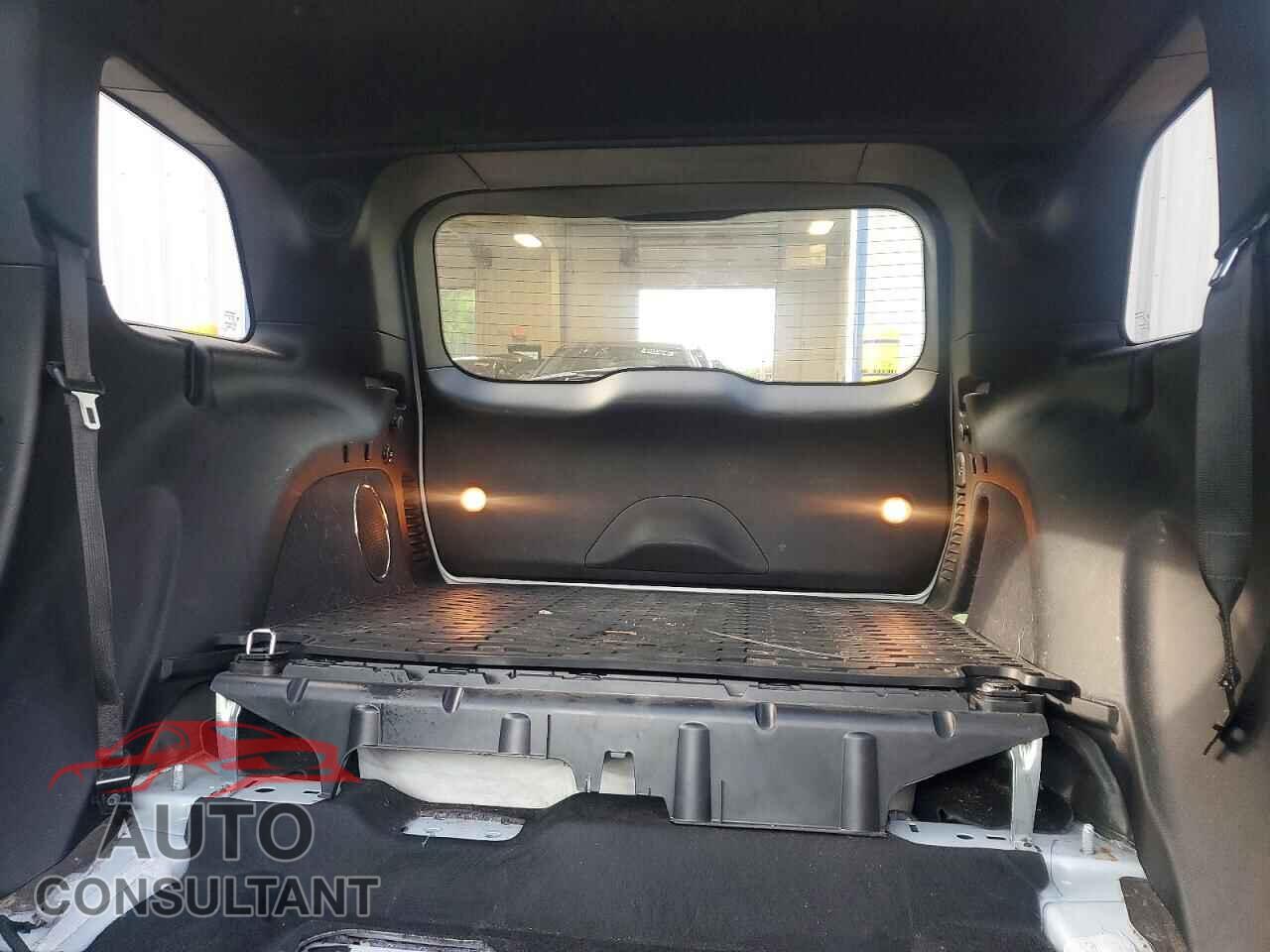 JEEP CHEROKEE 2015 - 1C4RJFDJ6FC951403
