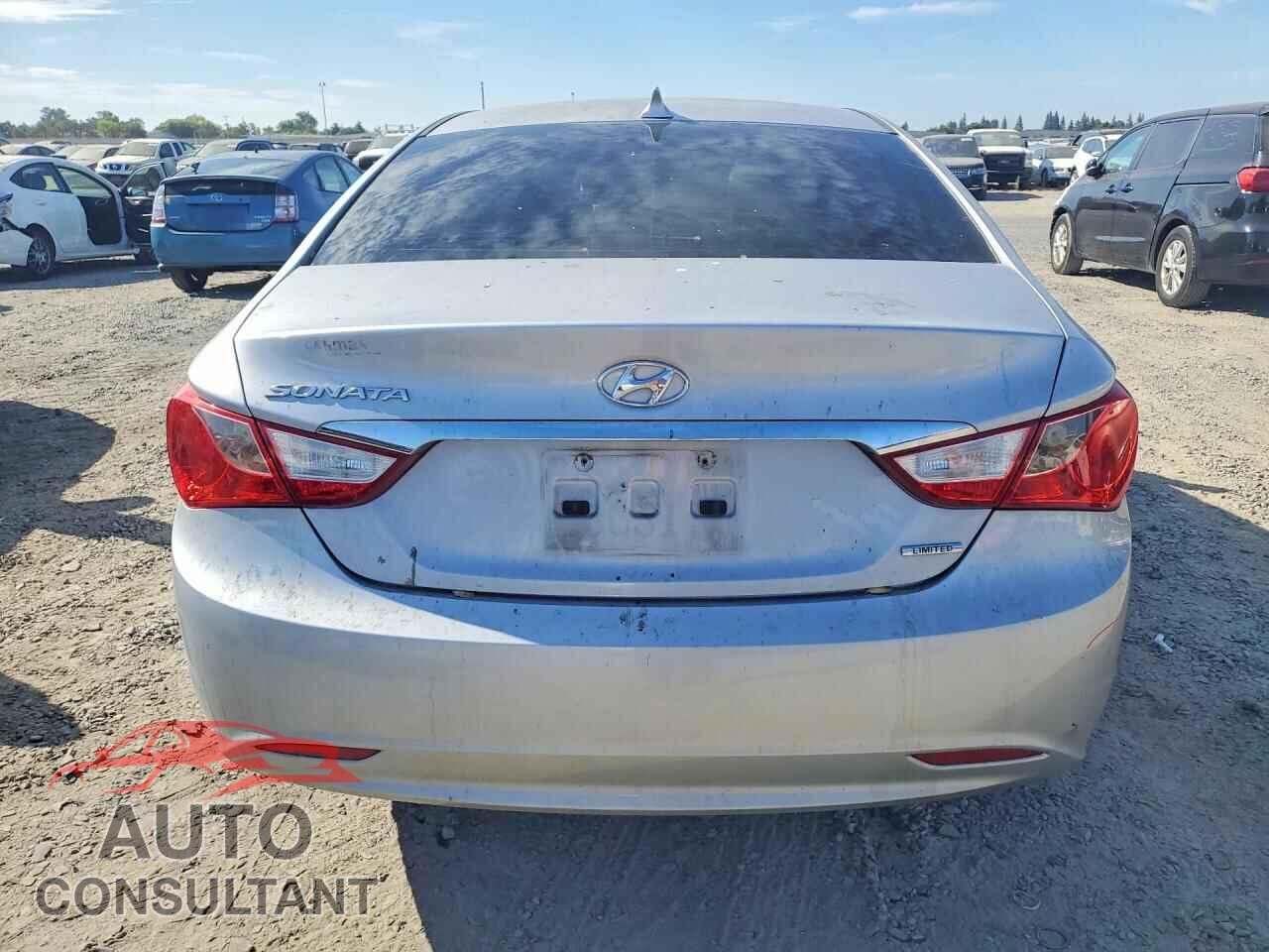 HYUNDAI SONATA 2011 - 5NPEC4AC8BH137951