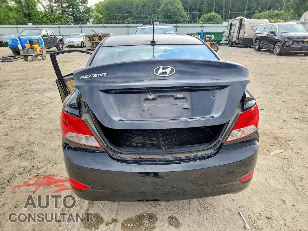 HYUNDAI ACCENT 2012 - KMHCU4AE6CU180774