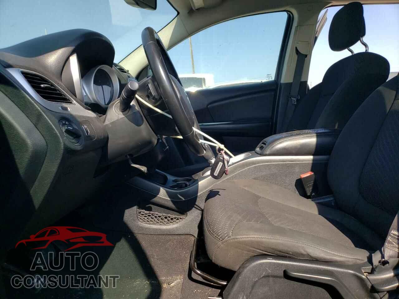 DODGE JOURNEY 2017 - 3C4PDCAB2HT696962