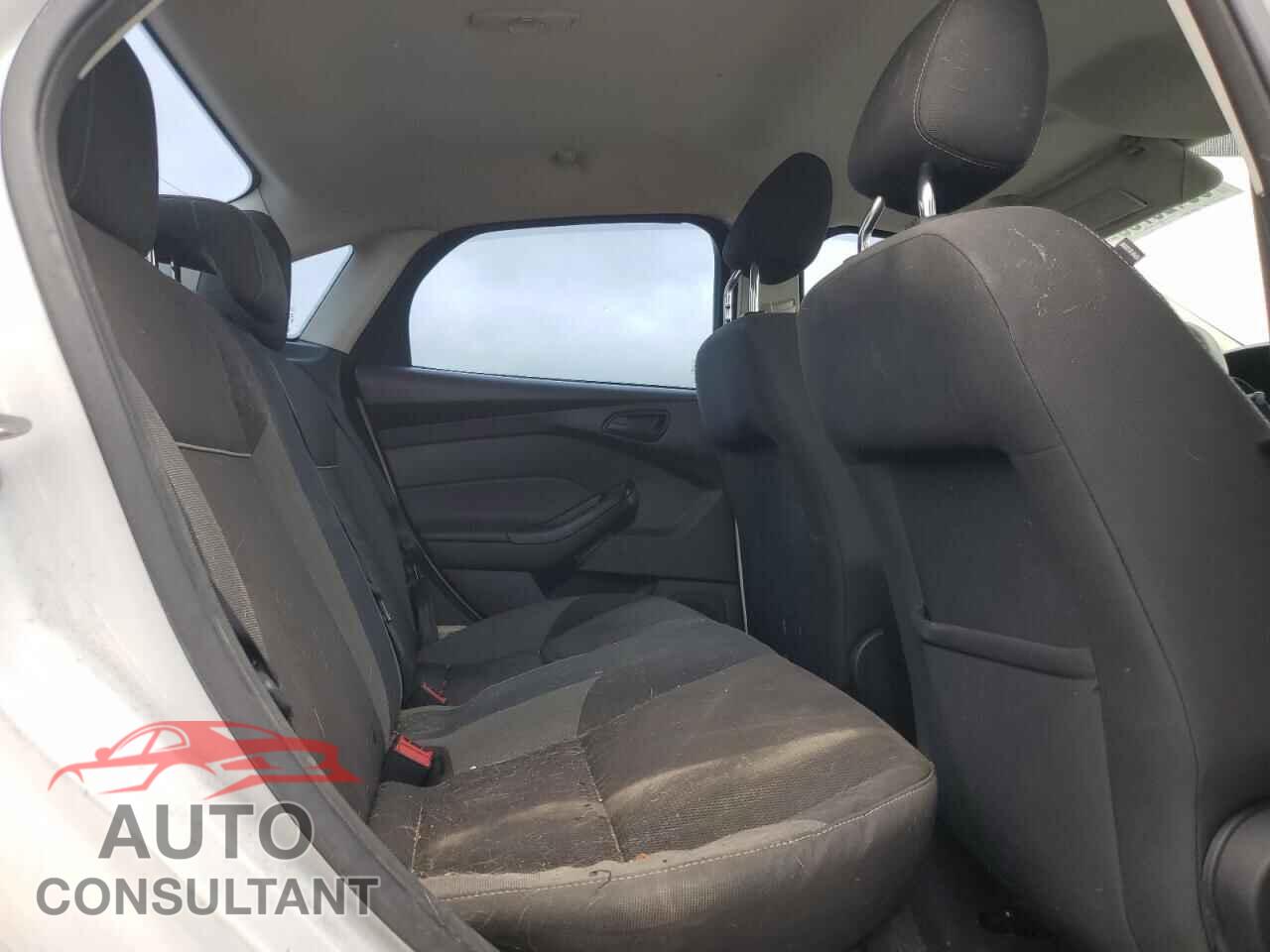 FORD FOCUS 2012 - 1FAHP3F22CL133263