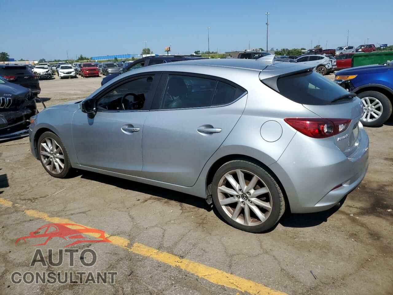 MAZDA 3 2017 - 3MZBN1M38HM150089