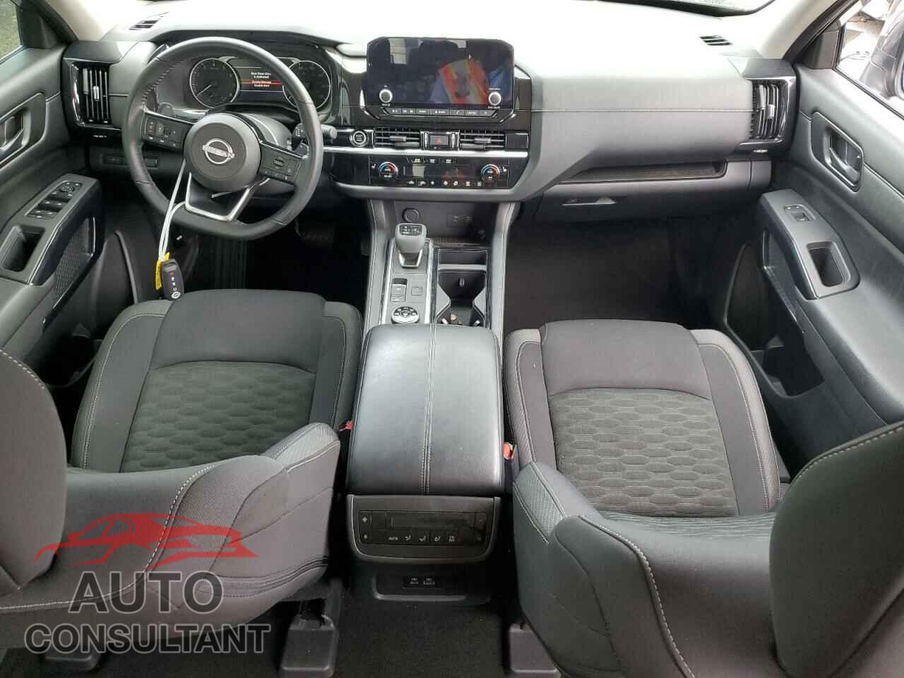 NISSAN PATHFINDER 2023 - 5N1DR3BC5PC220125