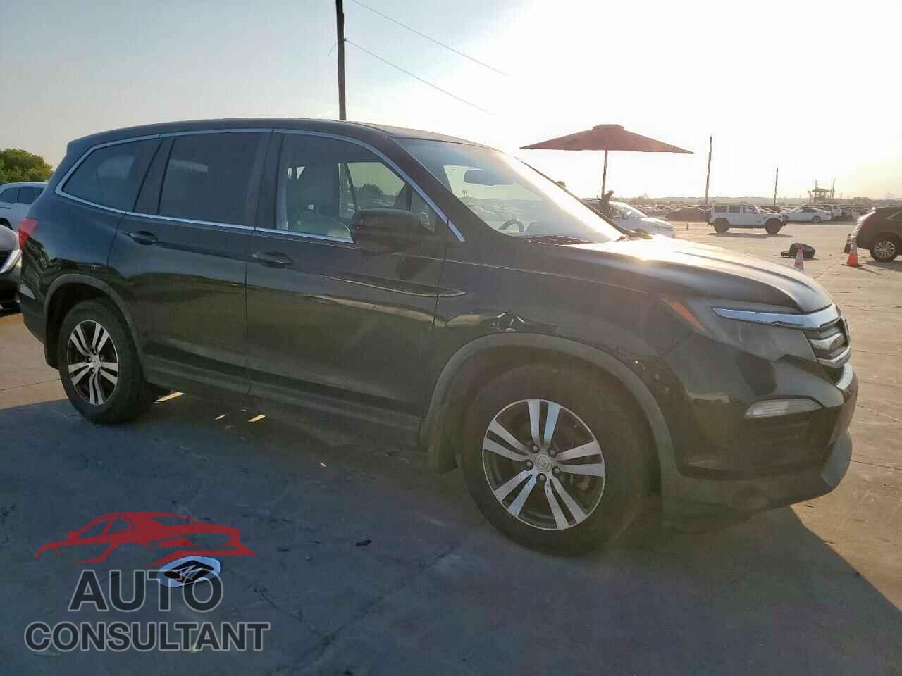 HONDA PILOT 2017 - 5FNYF5H5XHB021840