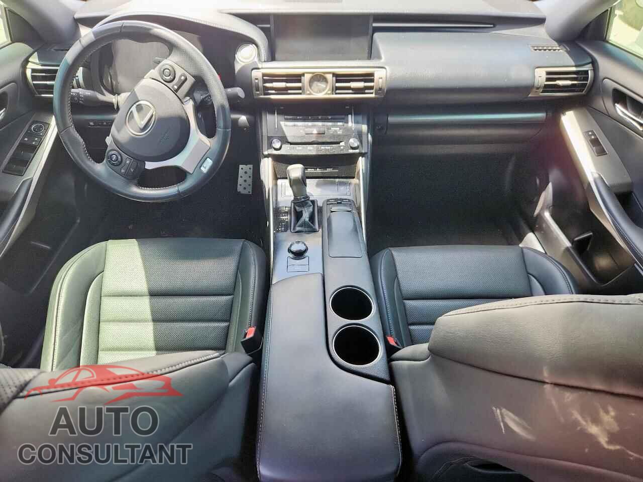 LEXUS IS 2014 - JTHBF1D23E5031180