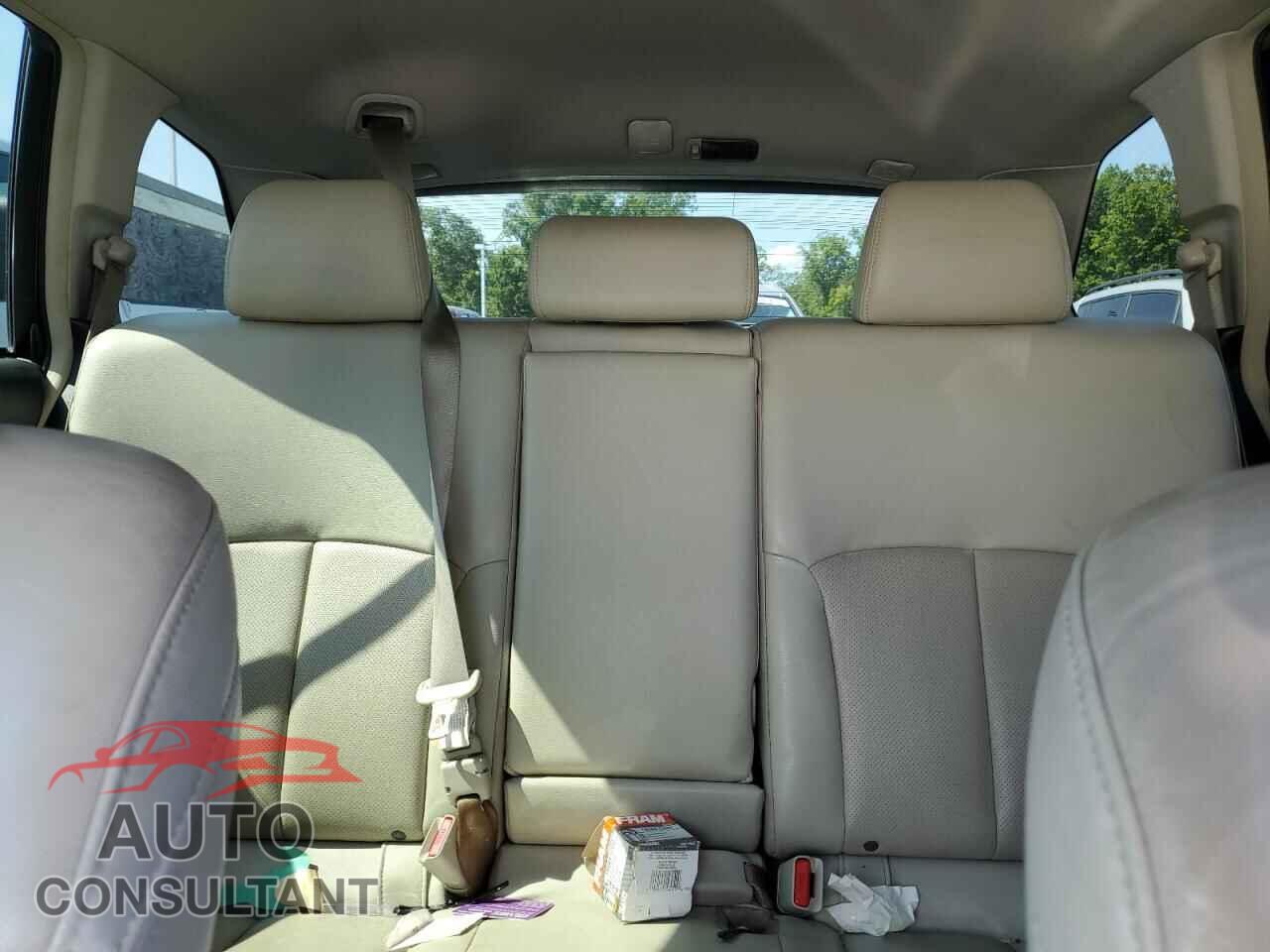 SUBARU OUTBACK 2014 - 4S4BRBNC4E3217419