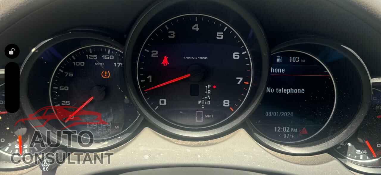 PORSCHE CAYENNE 2016 - WP1AA2A27GKA10373