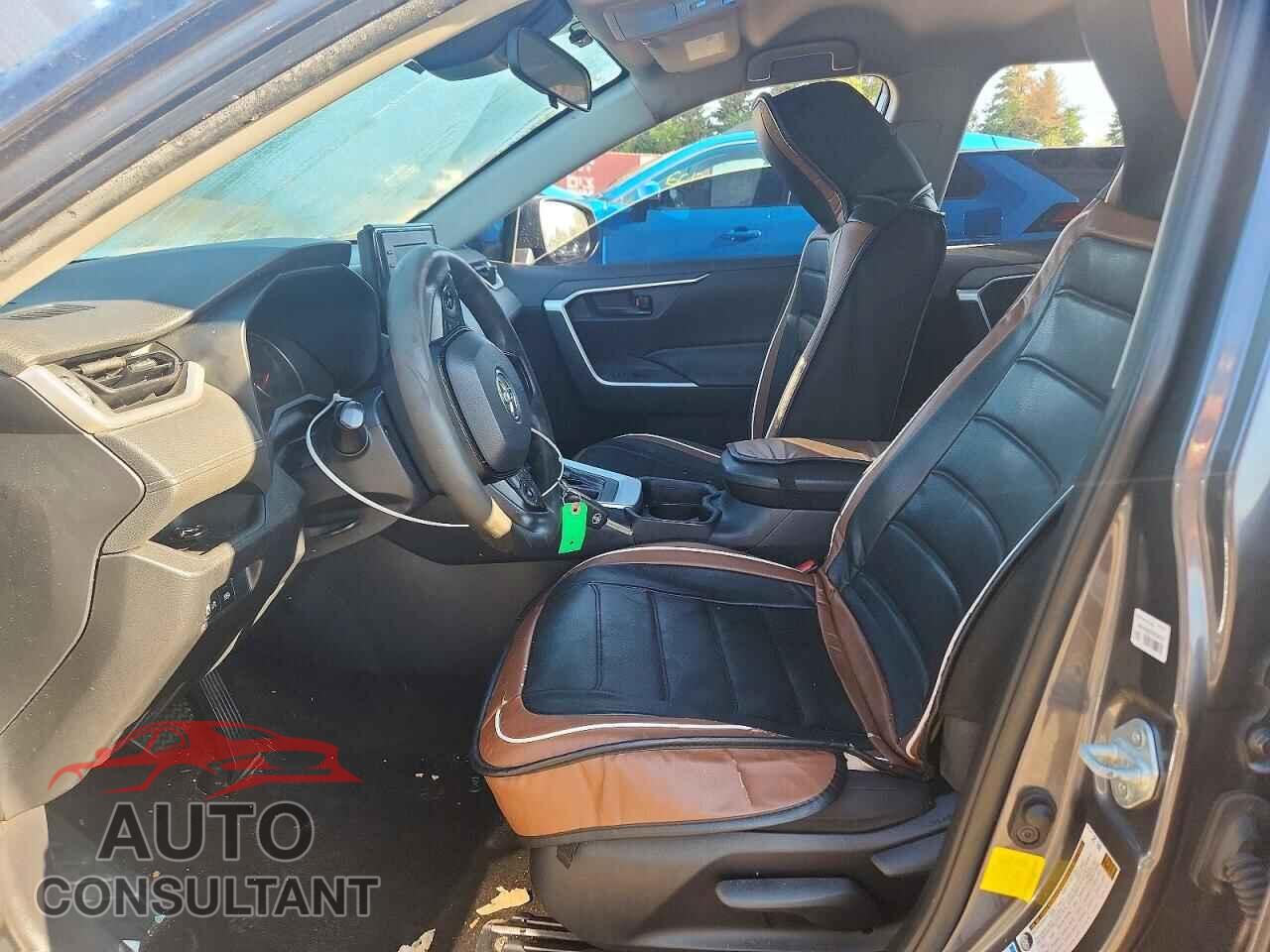 TOYOTA RAV4 2019 - JTMF1RFVXKD007242