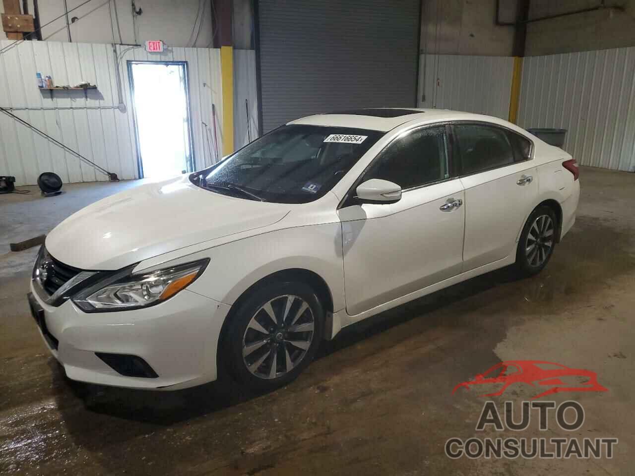 NISSAN ALTIMA 2017 - 1N4AL3APXHC151663