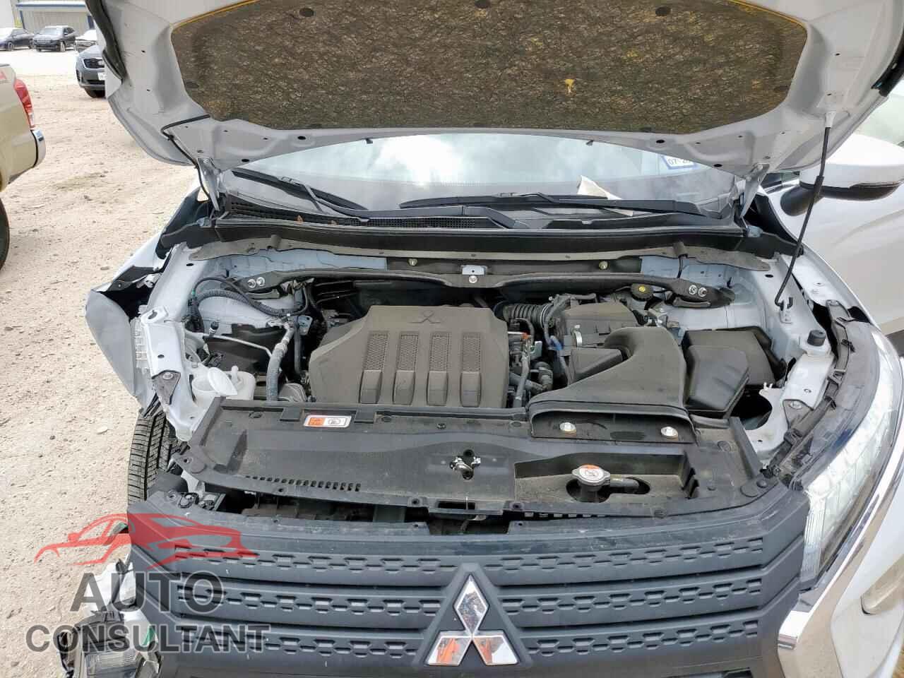 MITSUBISHI ECLIPSE 2024 - JA4ATWAA0RZ047571