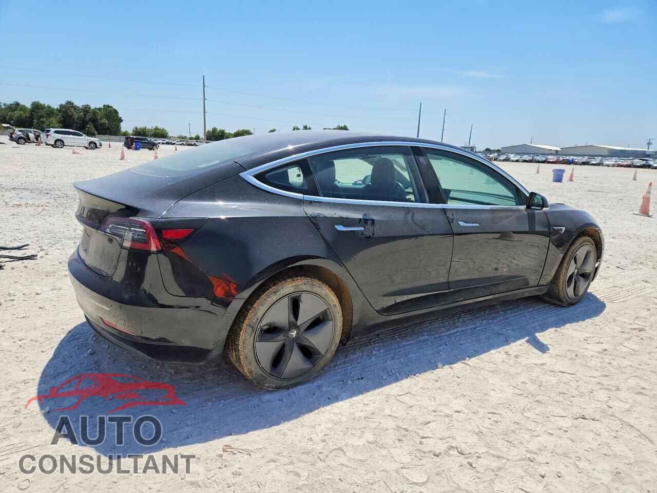 TESLA MODEL 3 2018 - 5YJ3E1EA8JF075893