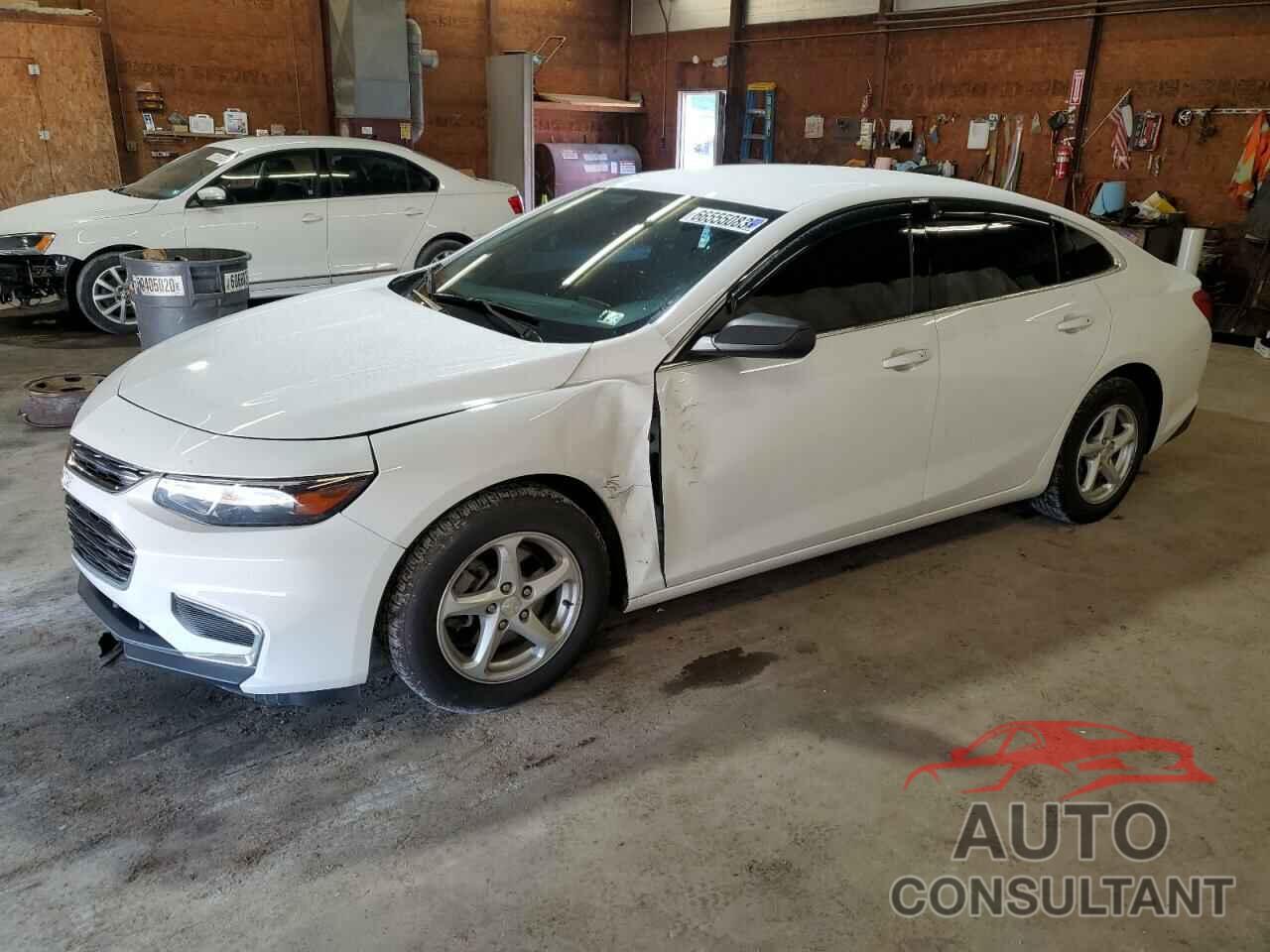 CHEVROLET MALIBU 2017 - 1G1ZB5ST2HF104612