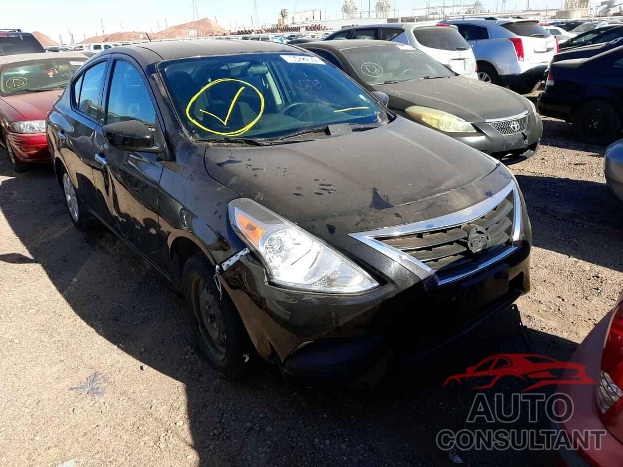 NISSAN VERSA 2019 - 3N1CN7AP1KL843443
