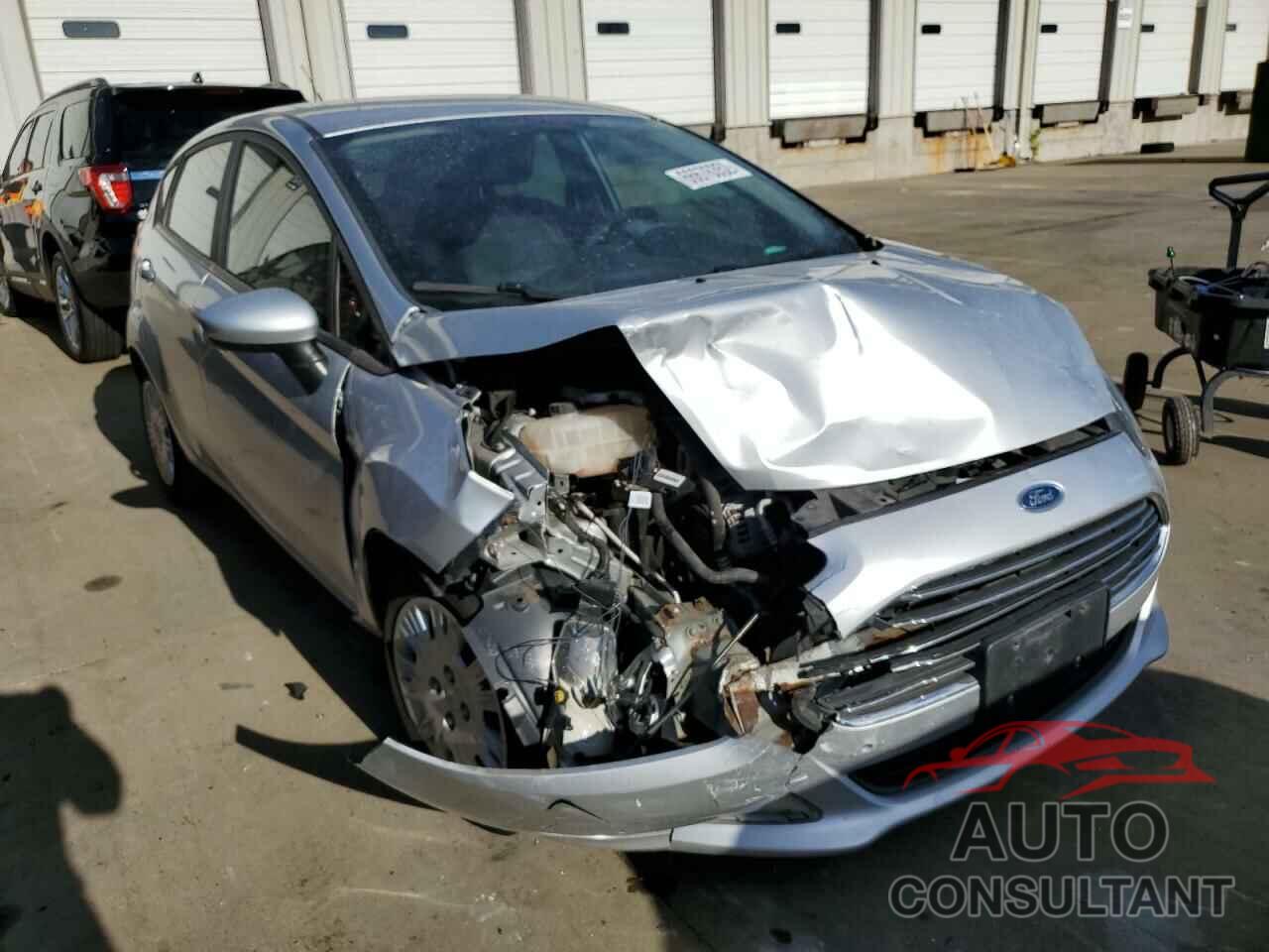 FORD FIESTA 2015 - 3FADP4TJ4FM128987