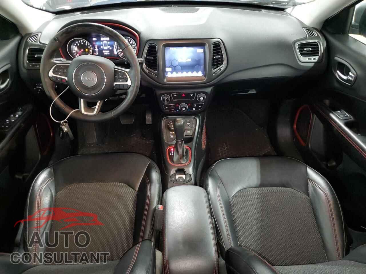 JEEP COMPASS 2019 - 3C4NJDDB5KT688430