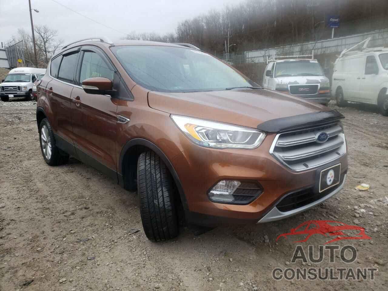 FORD ESCAPE 2017 - 1FMCU9J92HUD50457
