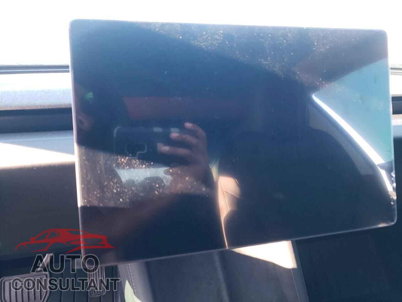 TESLA MODEL 3 2026 - 5YJ3E1EA0TF140917