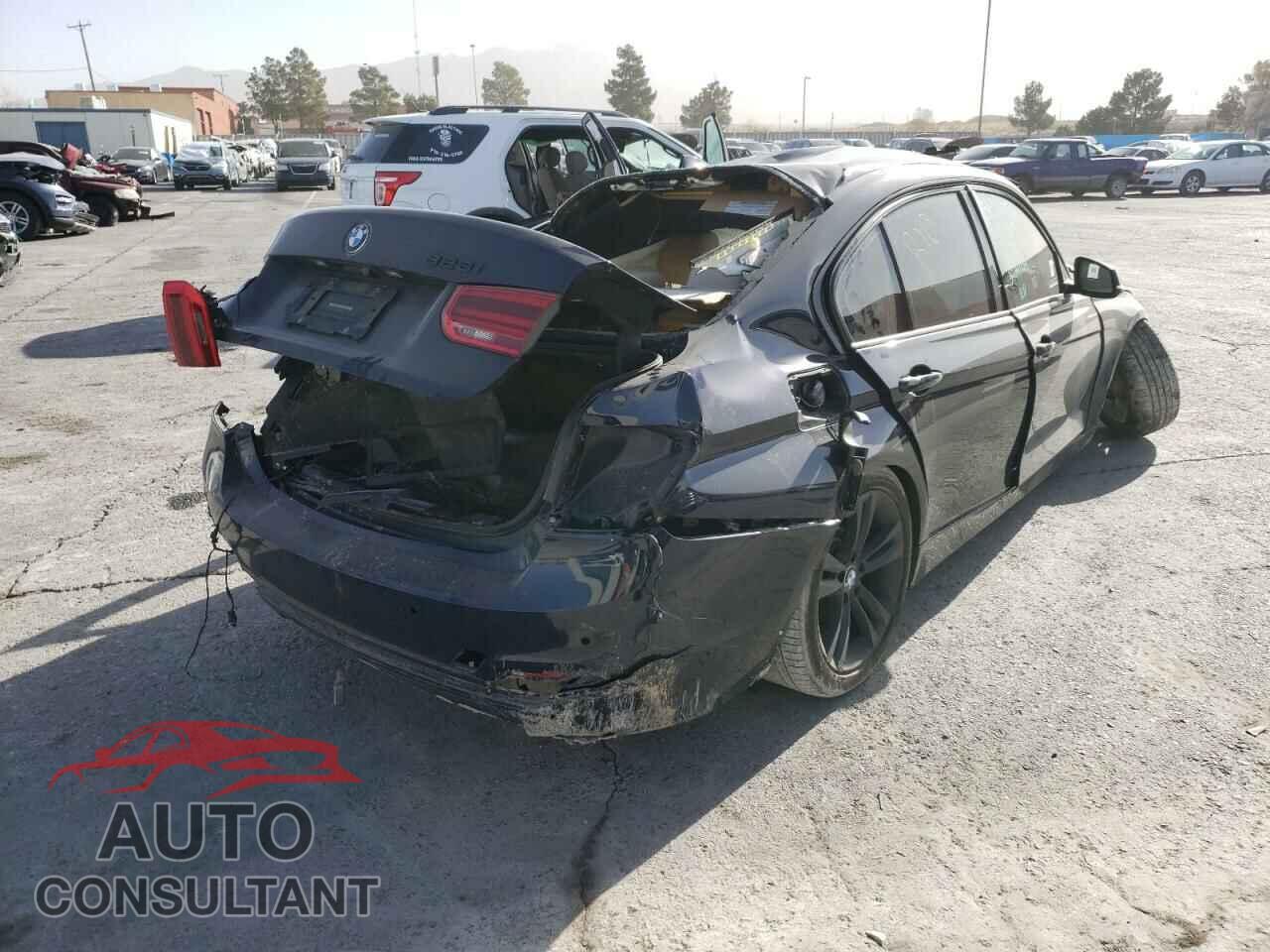 BMW 3 SERIES 2016 - WBA8E9G50GNU29093
