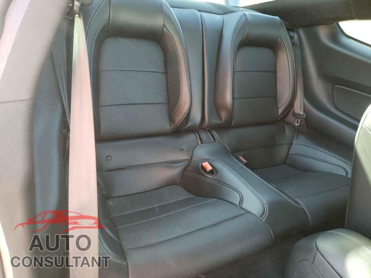 FORD MUSTANG 2020 - 1FA6P8TH2L5122829