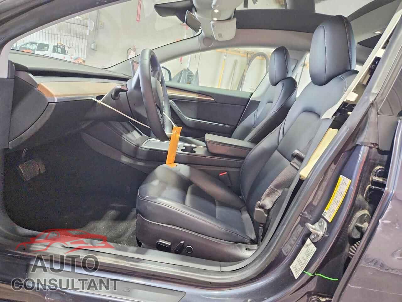 TESLA MODEL 3 2021 - 5YJ3E1EA4MF062272