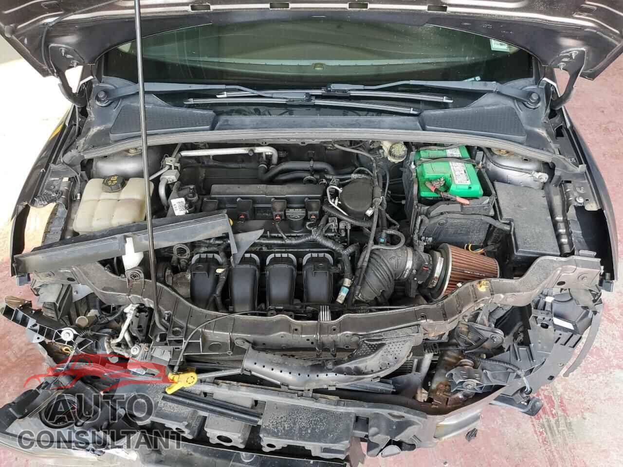 FORD FOCUS 2014 - 1FADP3F20EL258439
