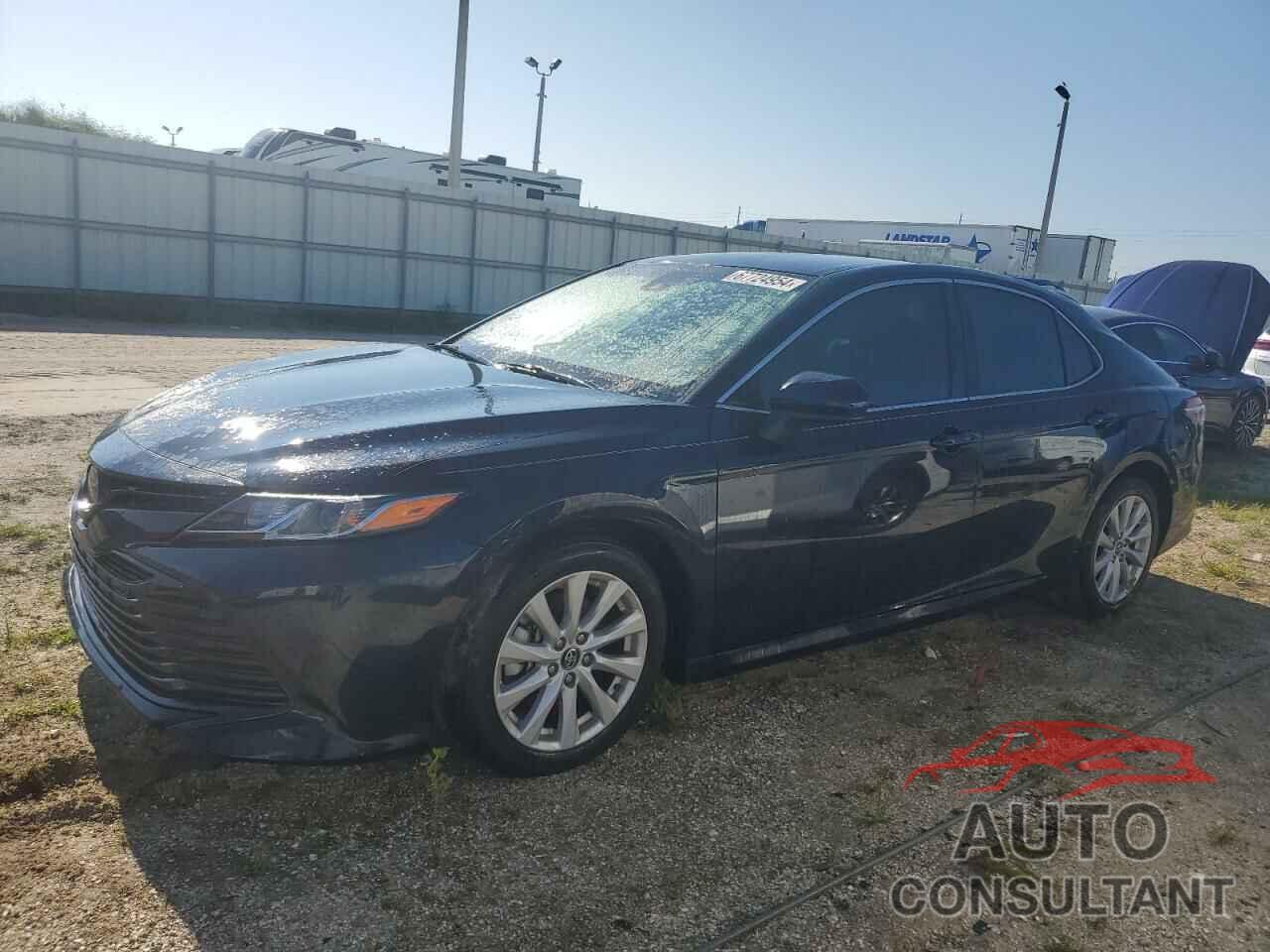 TOYOTA CAMRY 2018 - 4T1B11HK8JU632607