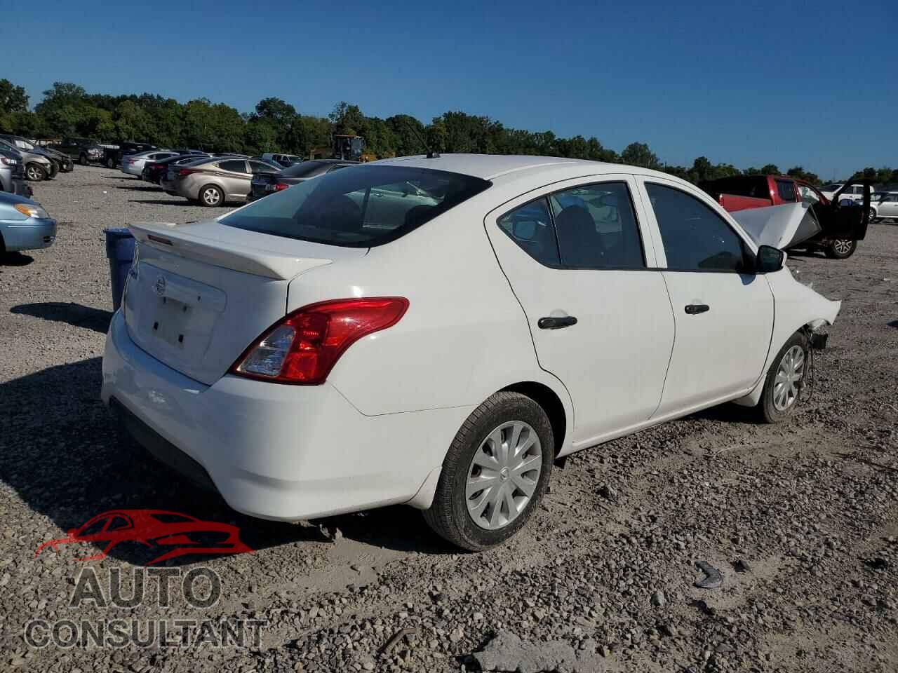 NISSAN VERSA 2017 - 3N1CN7AP3HL902095