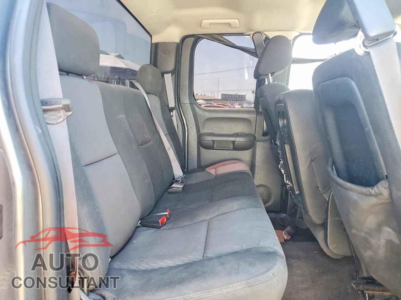 CHEVROLET SILVERADO 2011 - 1GCRCREA8BZ452815