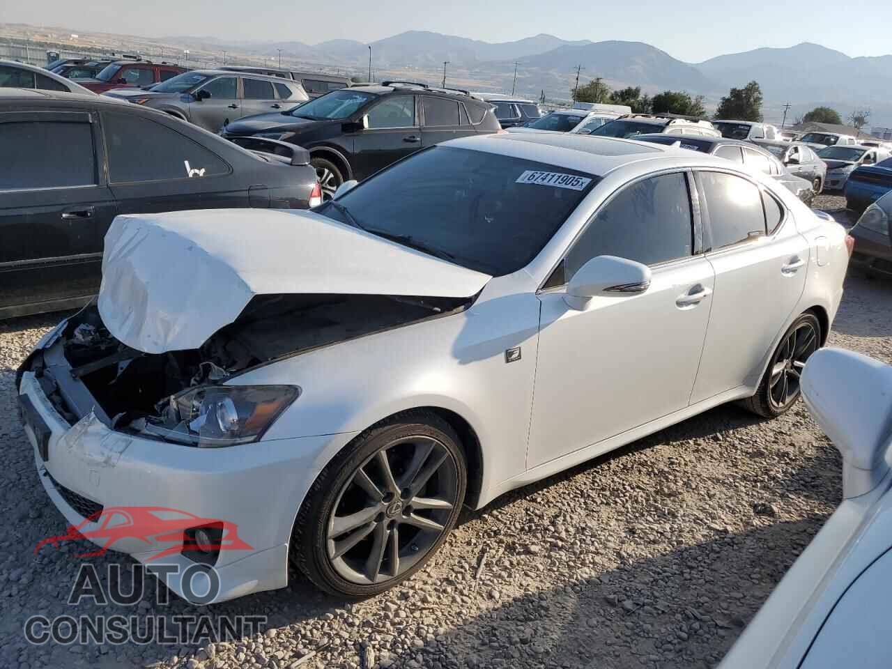 LEXUS IS 2012 - JTHBF5C20C5178708
