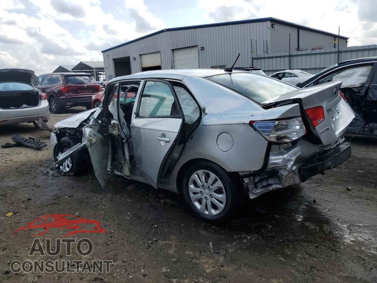 KIA FORTE 2013 - KNAFT4A28D5718362