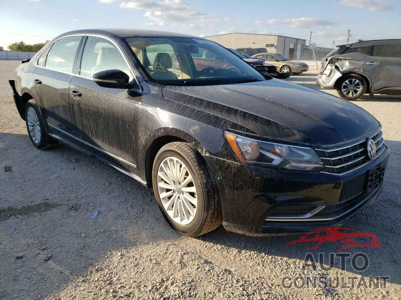 VOLKSWAGEN PASSAT 2017 - 1VWBT7A30HC058537