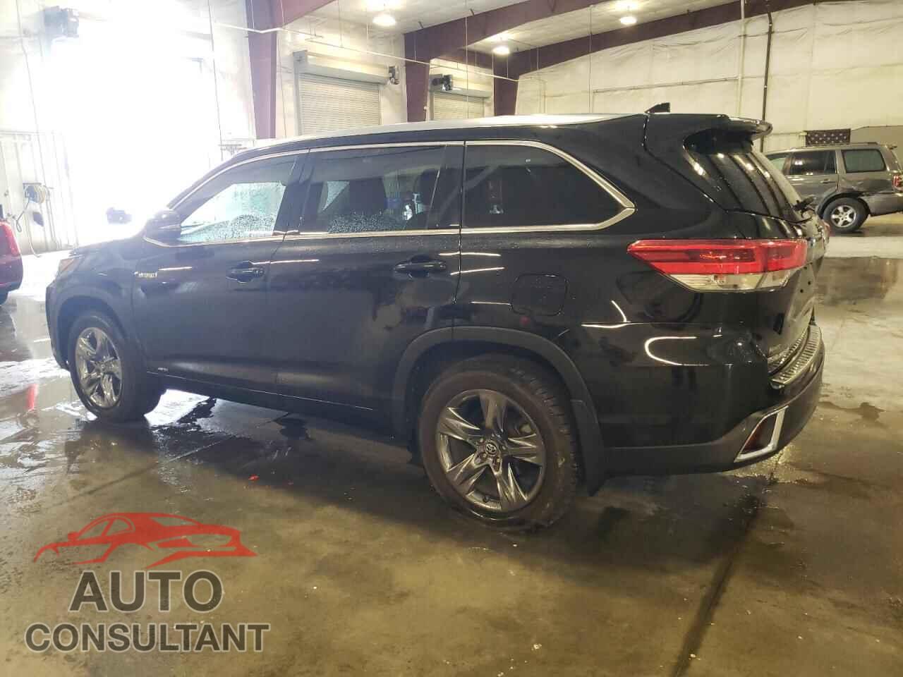 TOYOTA HIGHLANDER 2017 - 5TDDGRFH5HS028450