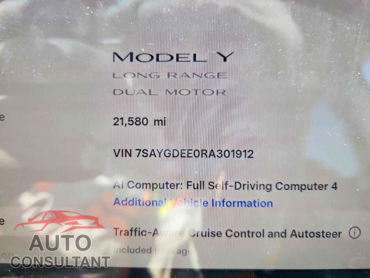 TESLA MODEL Y 2024 - 7SAYGDEE0RA301912