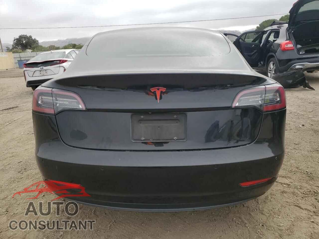 TESLA MODEL 3 2019 - 5YJ3E1EA5KF302278