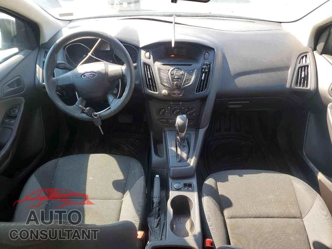 FORD FOCUS 2013 - 1FADP3E23DL370989